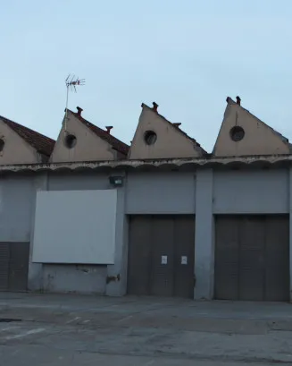 Imatge de l'espai de la fàbrica. Font: Roca Umbert