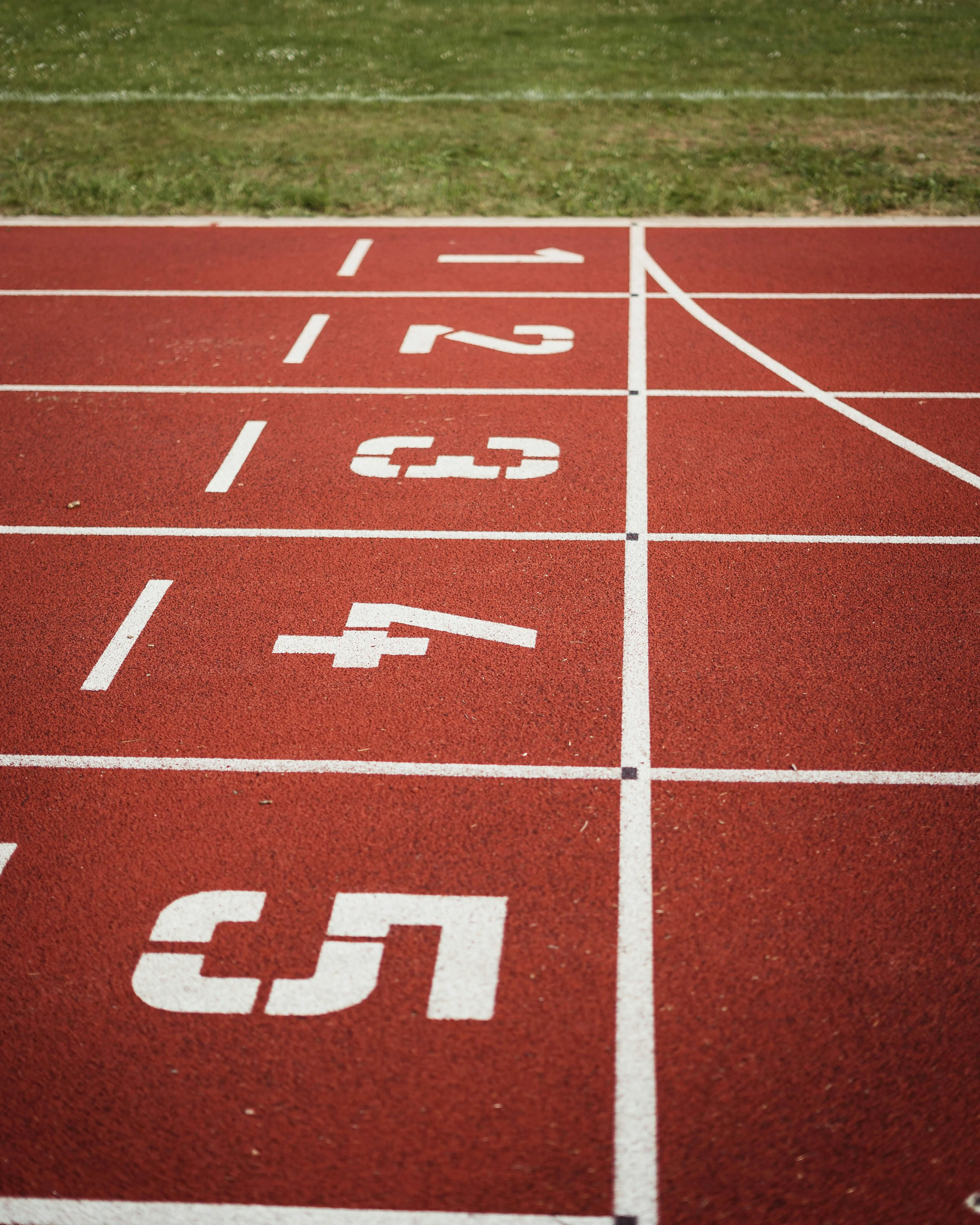 Pistes d'atletisme en un camp esportiu