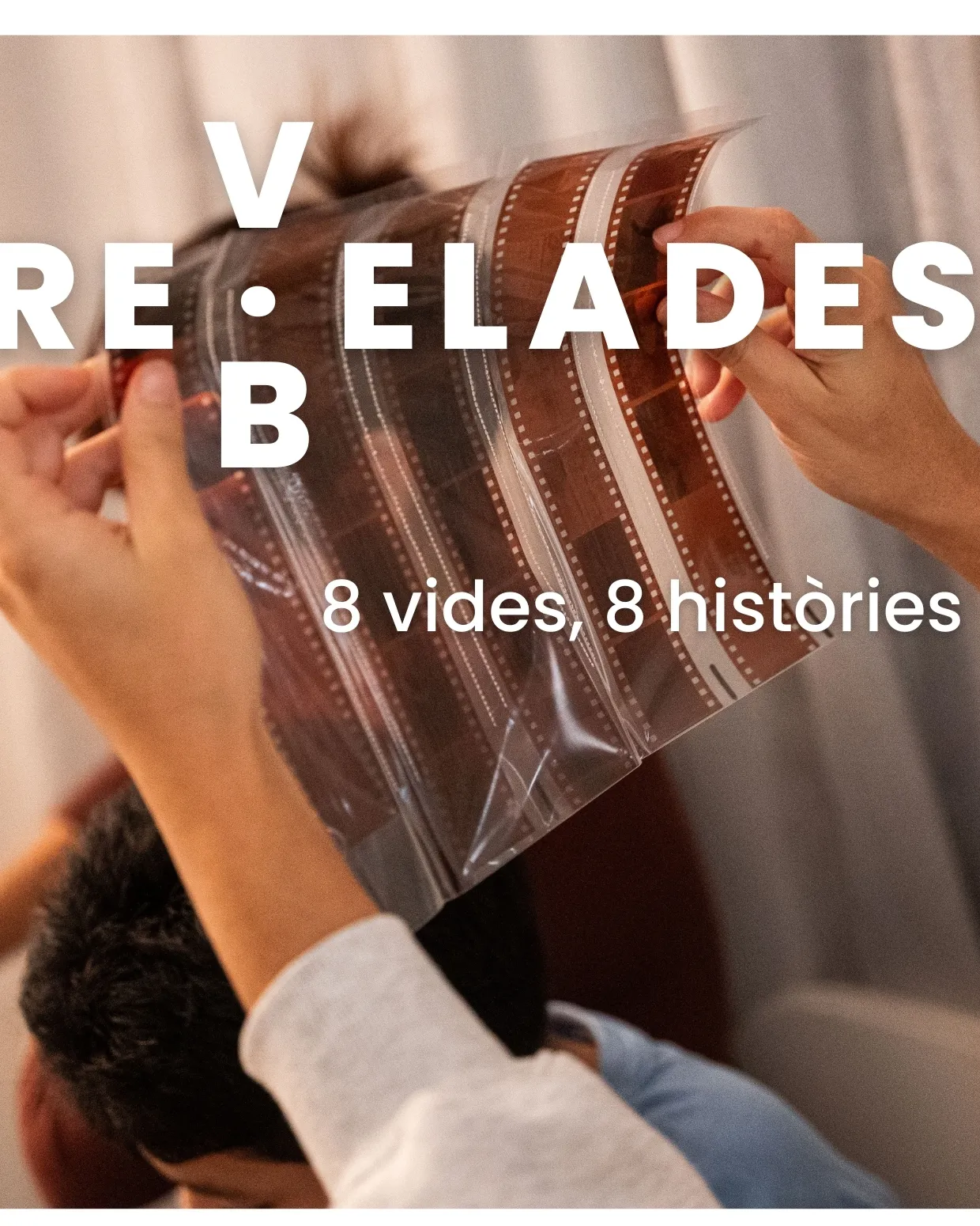 Revelant un carret fotogràfic de l'exposició RevBelades