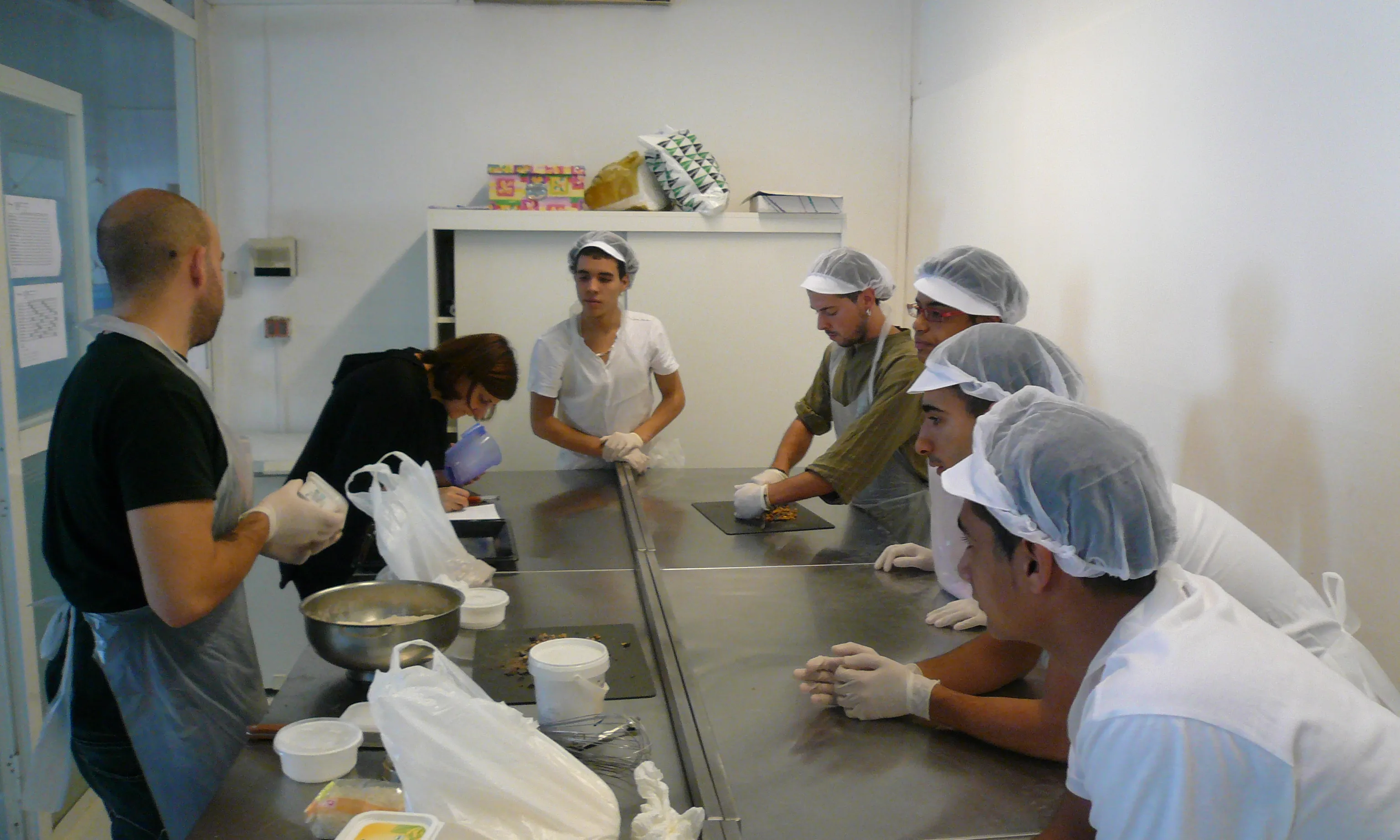 Imatge d'un taller realitzat en el marc del projecte Ítaka al Raval