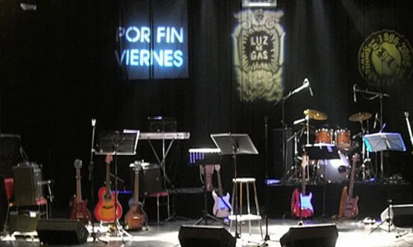 Porfinviernes actuarà a la Sala Luz de Gas