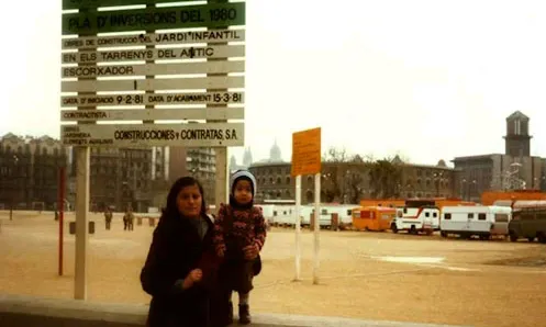 Dona peruana amb una criatura
