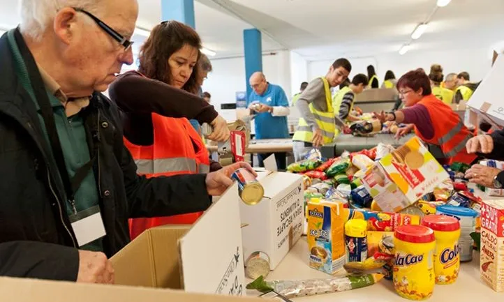 Podràs fer la teva aportació a dos supermercats Mercadona i dos Caprabo