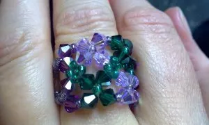 Taller de Bijuteria, amb pedres Swarovski organitzat per PICAM