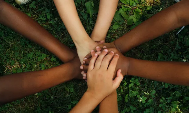 Col·laboració entre persones. (Font: FAS)
