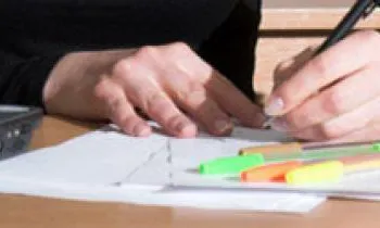 Persona escrivint