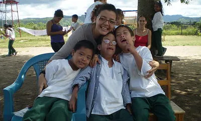 La Fundació Cristal treballa per l'educació d'infants a Nicaragua.