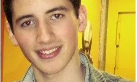 Albert Nin, estudiant d'infermeria a la UB