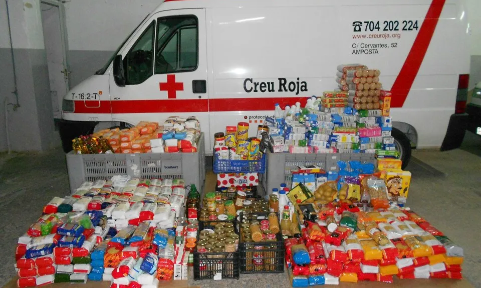 Aliments arribats a Creu Roja Catalunya (Font: flickr.com)