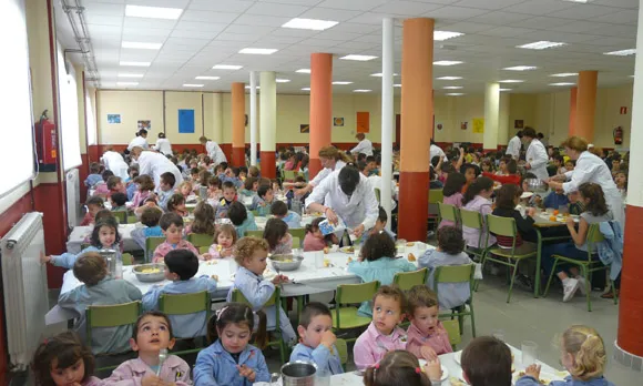 Menjador d'un centre per a infants (Font: flickr.com)