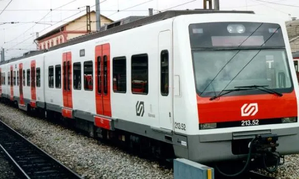 Ferrocarril de la Generalitat de Catalunya de la línia del Vallès, cap a la UAB