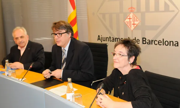 Signatura del conveni entre la UPC i la UB (Font: UB)