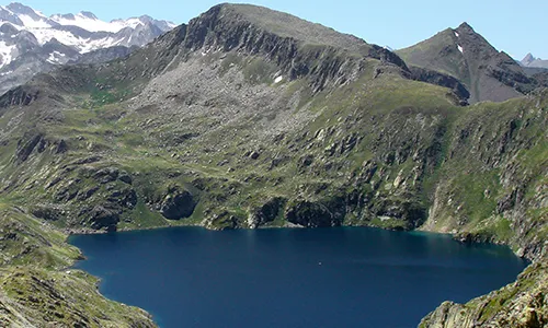 Una de les rutes significatives és la de l'Estany Redon (imatge:holet.org)