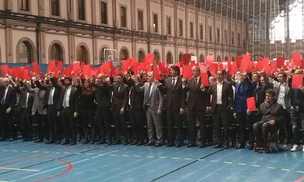 Al voltant de 2.000 persones van mostrar el seu rebuig als greuges legislatius de l'estat.