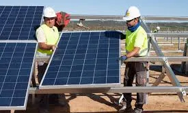 La ciutadania pot invertir en la generació d'energia neta (imatge:somenergia.coop)