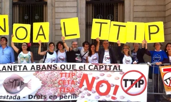 Protestes ciutadanes contra el TTIP. Font: Campanya No al TTIP