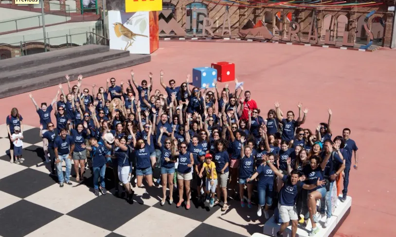 Imatge dels voluntaris que van participar en la XVI Festa del Infant (Font: sdespierto.es)