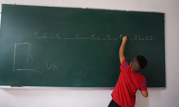 Existeix una manca d'integració del model escolar