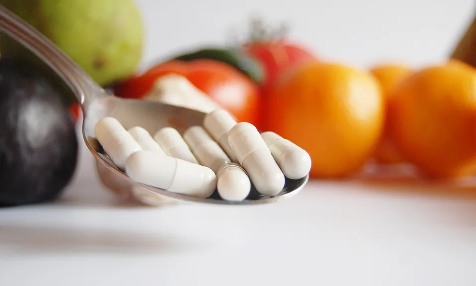 Medicaments i aliments per a una dieta saludable. Font: Pixabay