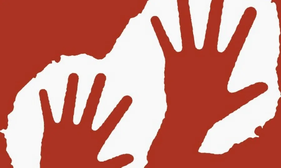 Logo de Survival International. Font: Youtube
