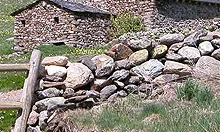 El glossari de la pedra seca és una iniciativa col·laborativa que vol recollir aportacions ciutadanes (imatge: catpasatge.net)
