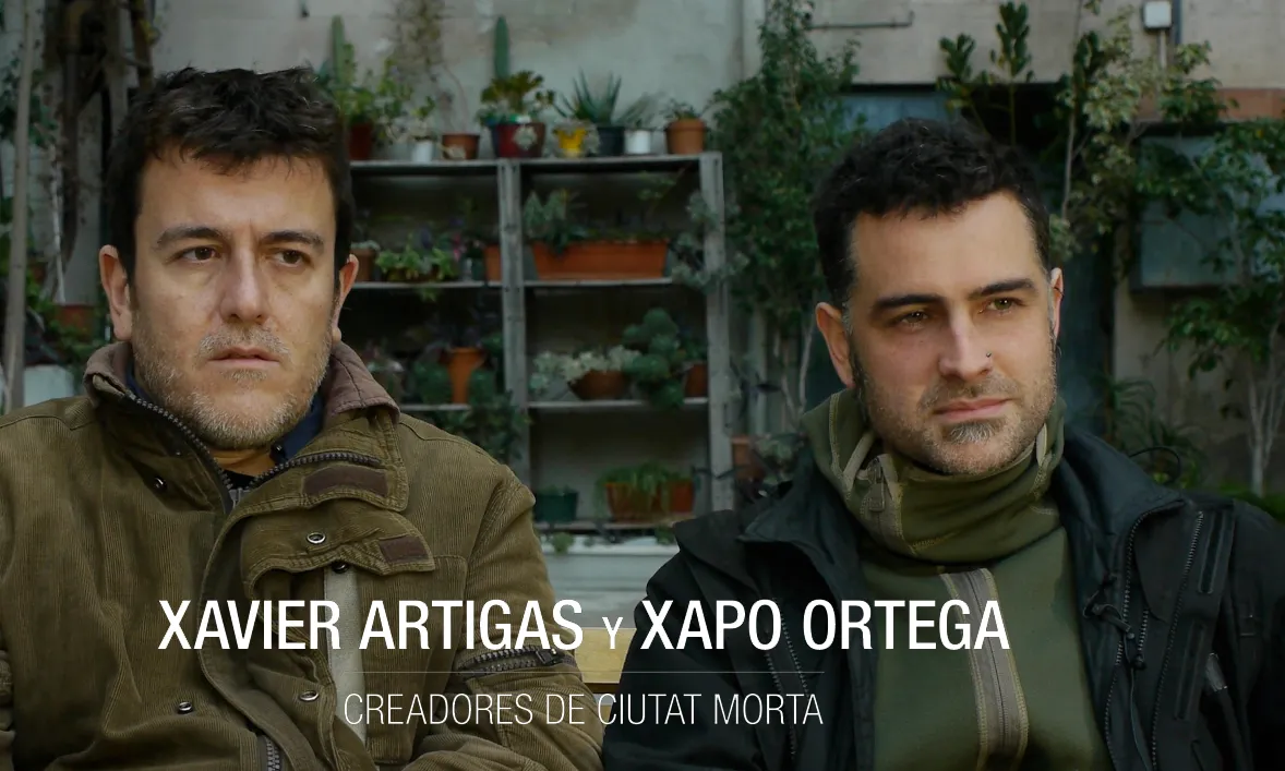 Xapo Ortega i Xavier Artigas després de presentar 'Ciutat morta'. Font: Código nuevo