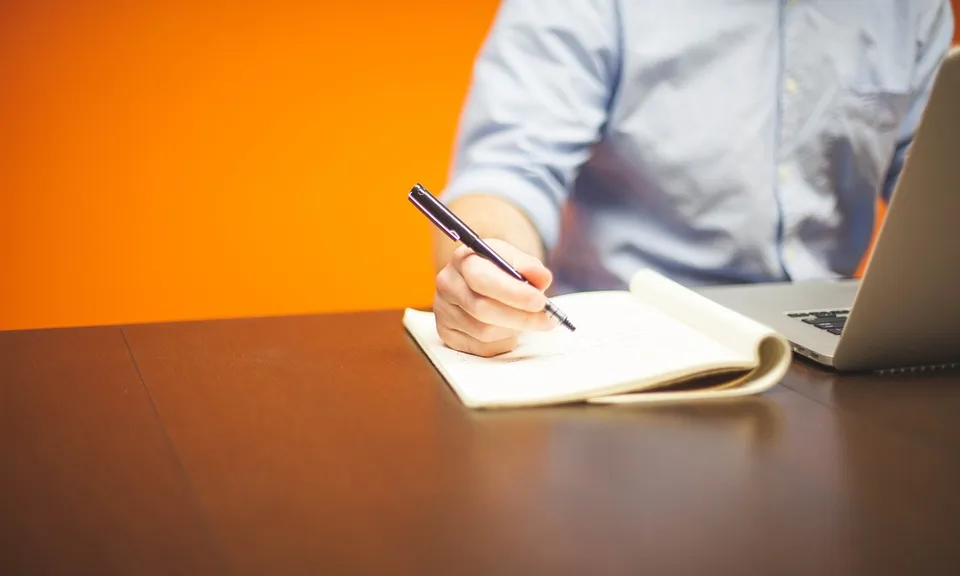 Les entitats no lucratives han de presentar la declaració obligatòriament des del 2015. Font: Pixabay