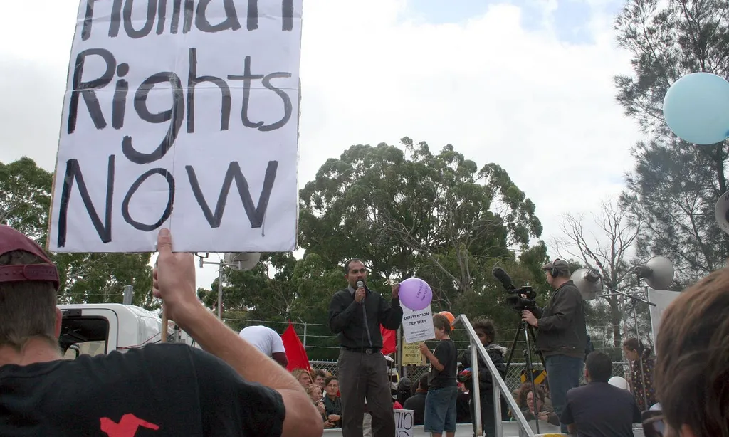 Manifestació demanant respecte pels drets humans a Melbourne. Font: Takver, Flickr