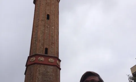 Josep Maria Cotet a la Plaça de la Vila de Gràcia.