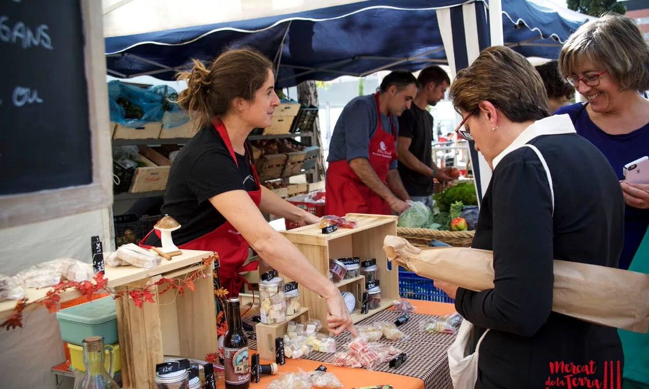 Una parada del Mercat de la Terra de Slow Food Barcelona