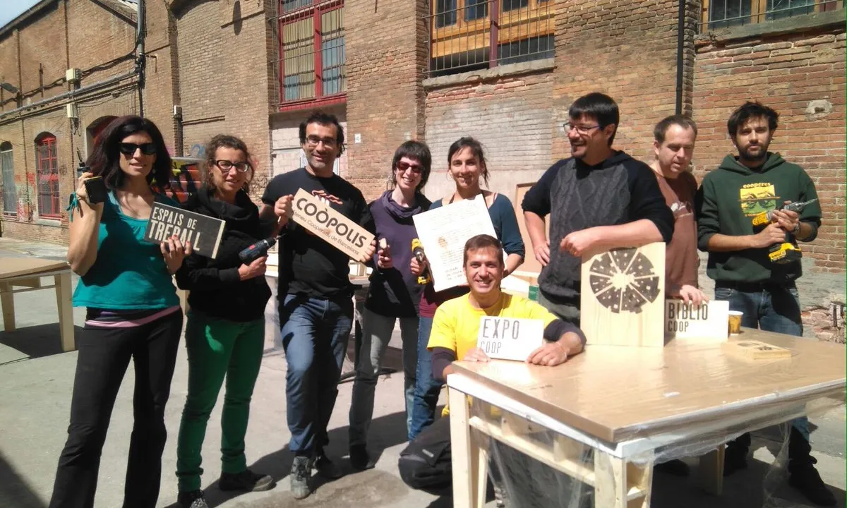 L'equip de Coòpolis a Can Batlló