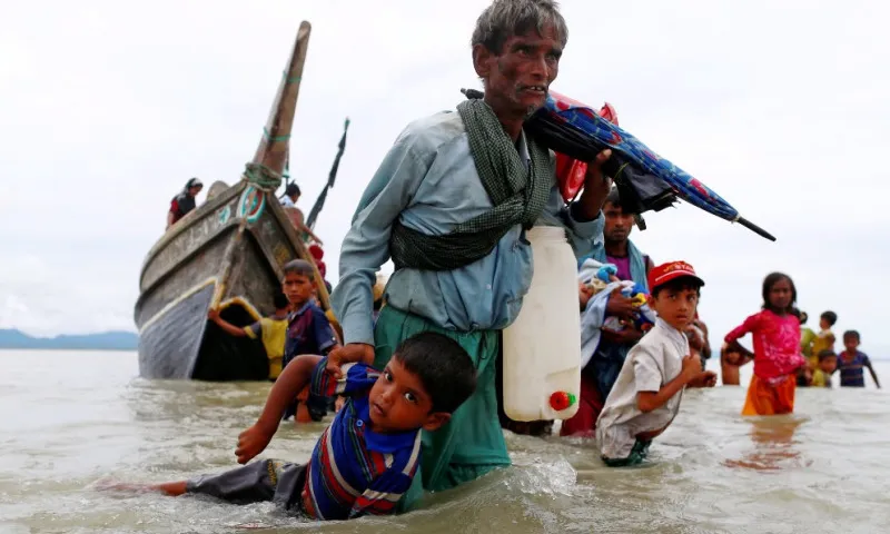 600.000 persones refugiades rohingyes han fugit de l’Estat de Rakhine.