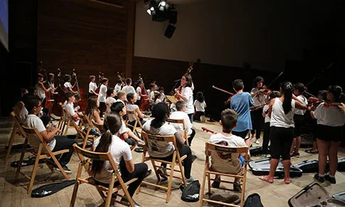 Educació i cultura treballant junts amb la comunitat, Ajuntament d'El Prat de Llobregat
