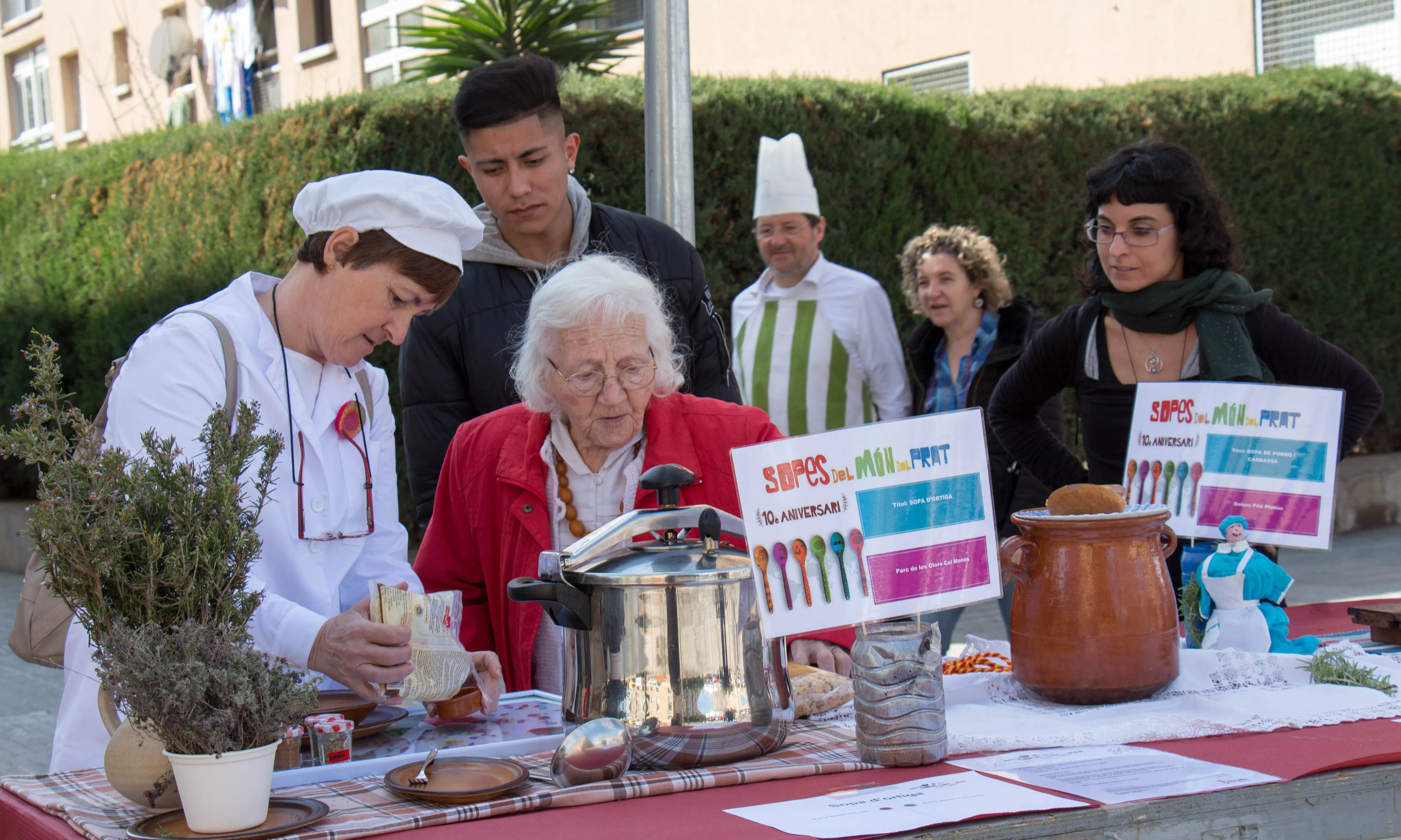 Col·laboren activament amb l'activitat cultural