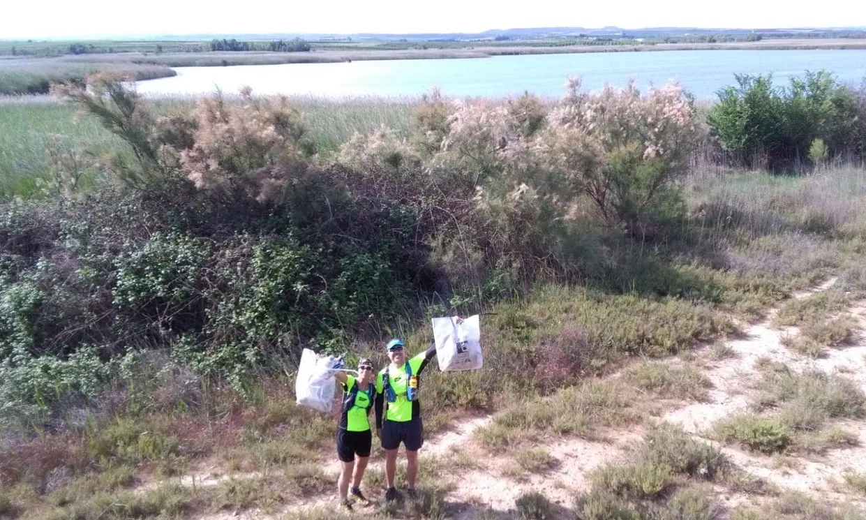 Un moment de l'etapa 4, corrent al costat del pantà d'Utxesa