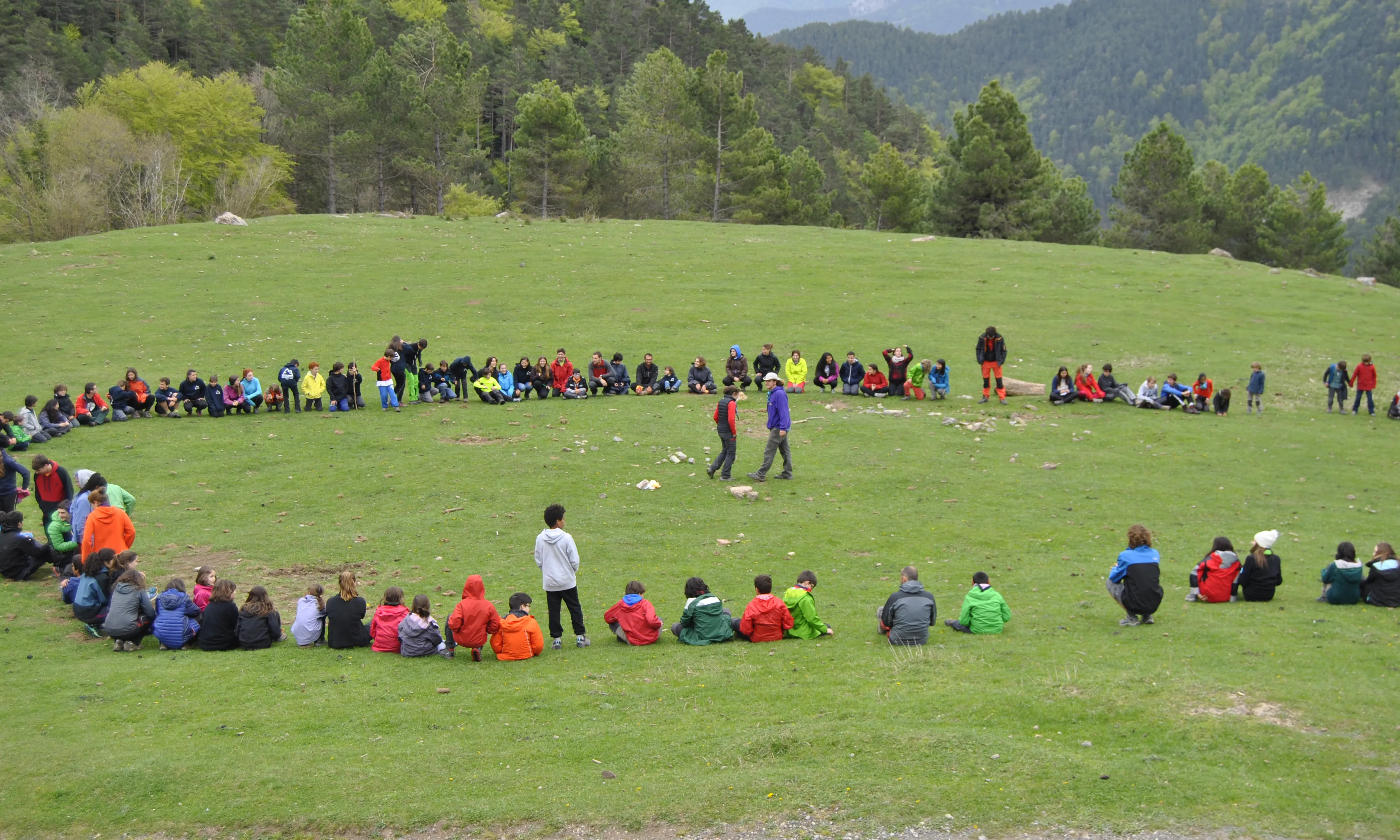 Azimut és un moviment educatiu d'excursionisme en el temps lliure d'infants i joves