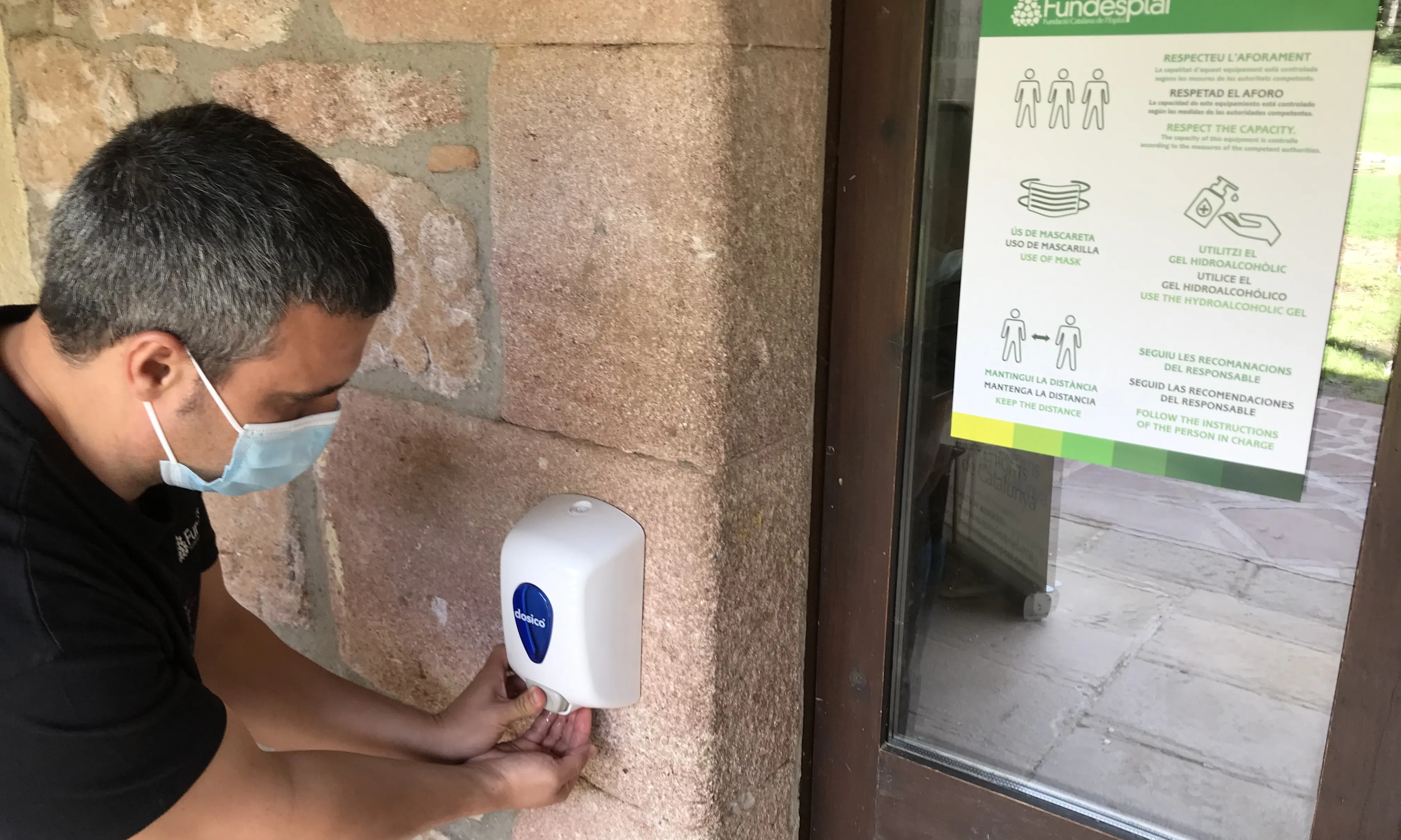 Entre els principals canvis, destaquen les mesures de seguretat establertes, la reducció de la capacitat i l’adaptació de les activitats. Font: Fundesplai.