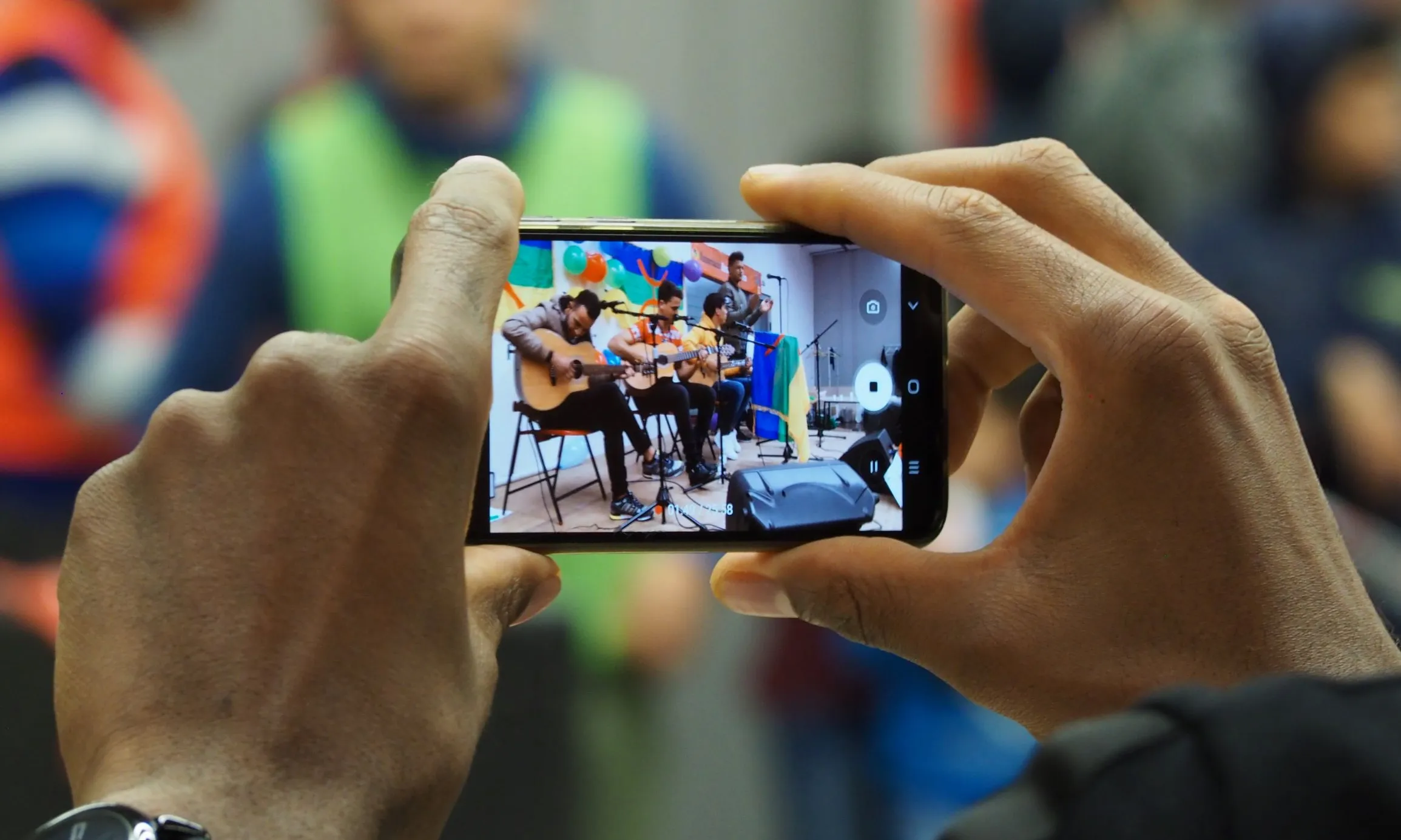 A Catalunya hi ha entre 150.000 i 250.000 persones amb identitats minoritzades als seus països d’origen.