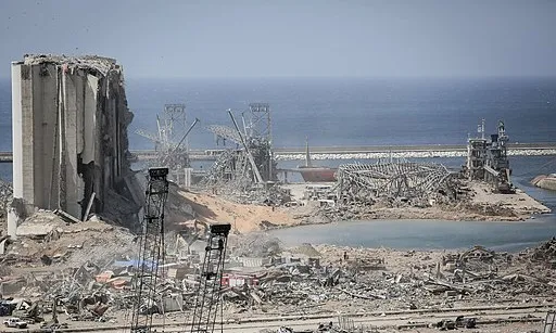 Fotografia de l'explosió del port de Beirut. Imatge de mehdi shojaeian. Llicència d'ús CC BY 4.0