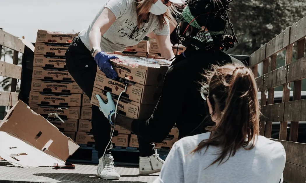 La persona que ocupa la presidència de l’entitat haurà de ser major d’edat. Font: Unsplash.