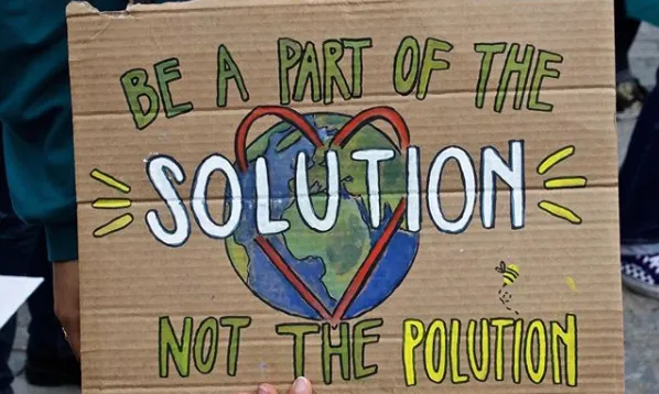 Emmarcat en el ‘Global Action Day’, Fridays For Future ha convocat concentracions, segudes, bicicletades i d’altres accions per tot l’Estat. 