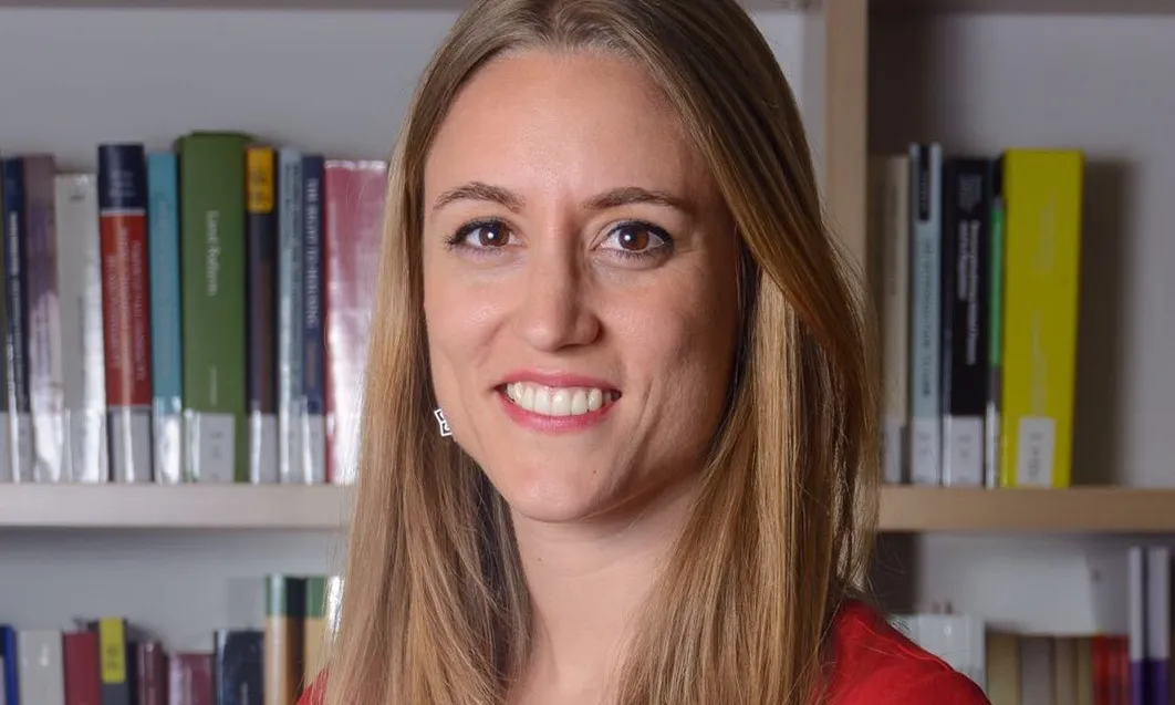 Dra. Núria Lambea Llop, investigadora postdoctoral i sots-directora de la Càtedra UNESCO d’Habitatge.