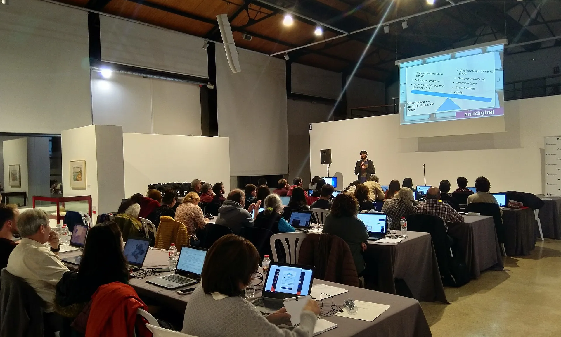 La Viquimarató per la Llengua Catalana busca ampliar els continguts en català a Internet des del 2013. Font: Llicència CC Unsplash