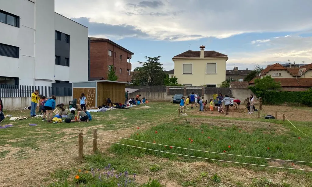 El projecte ha guanyat el Premi Estímul Plus, atorgat pel Consell Nacional de la Joventut de Catalunya.