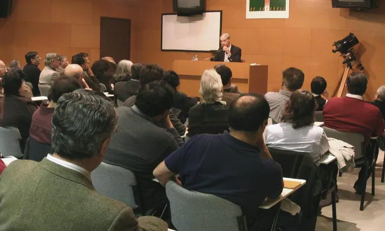 Una conferència a l'Agrupació Astronòmica de Sabadell.
