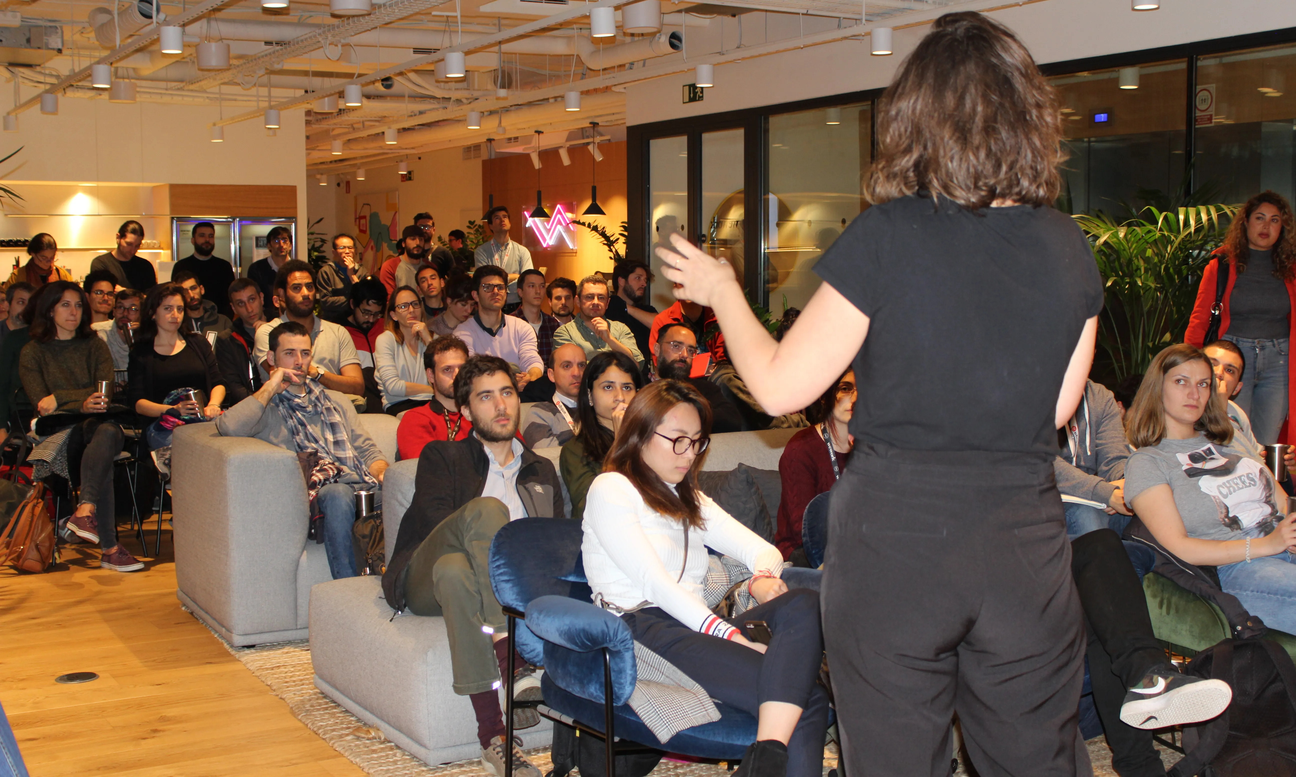 Xerrada 'Data and Refugees' de DataForGoodBCN.