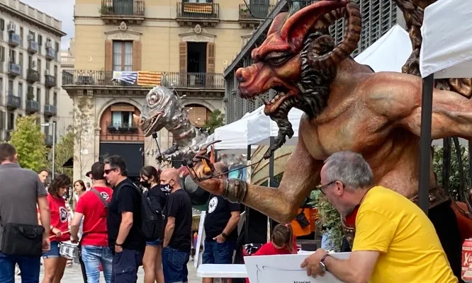 L'exposició 'Bèsties de Barcelona' es podrà visitar del 15 al 23 de setembre. Font: Agrupació del Bestiari Festiu i Popular de Catalunya. 