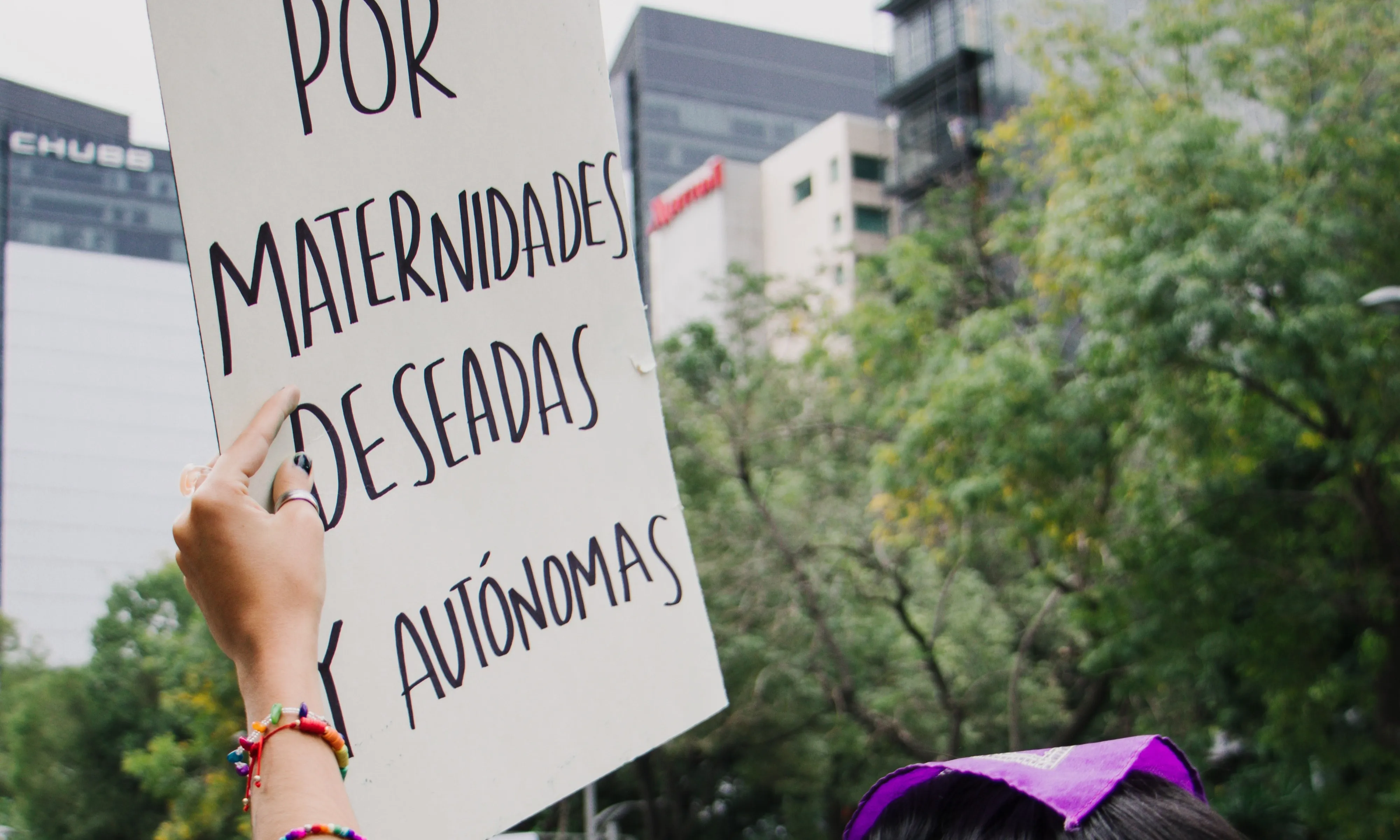 La decisió del Tribunal Suprem de Mèxic també prohibeix penalitzar metges que practiquin l'avortament.