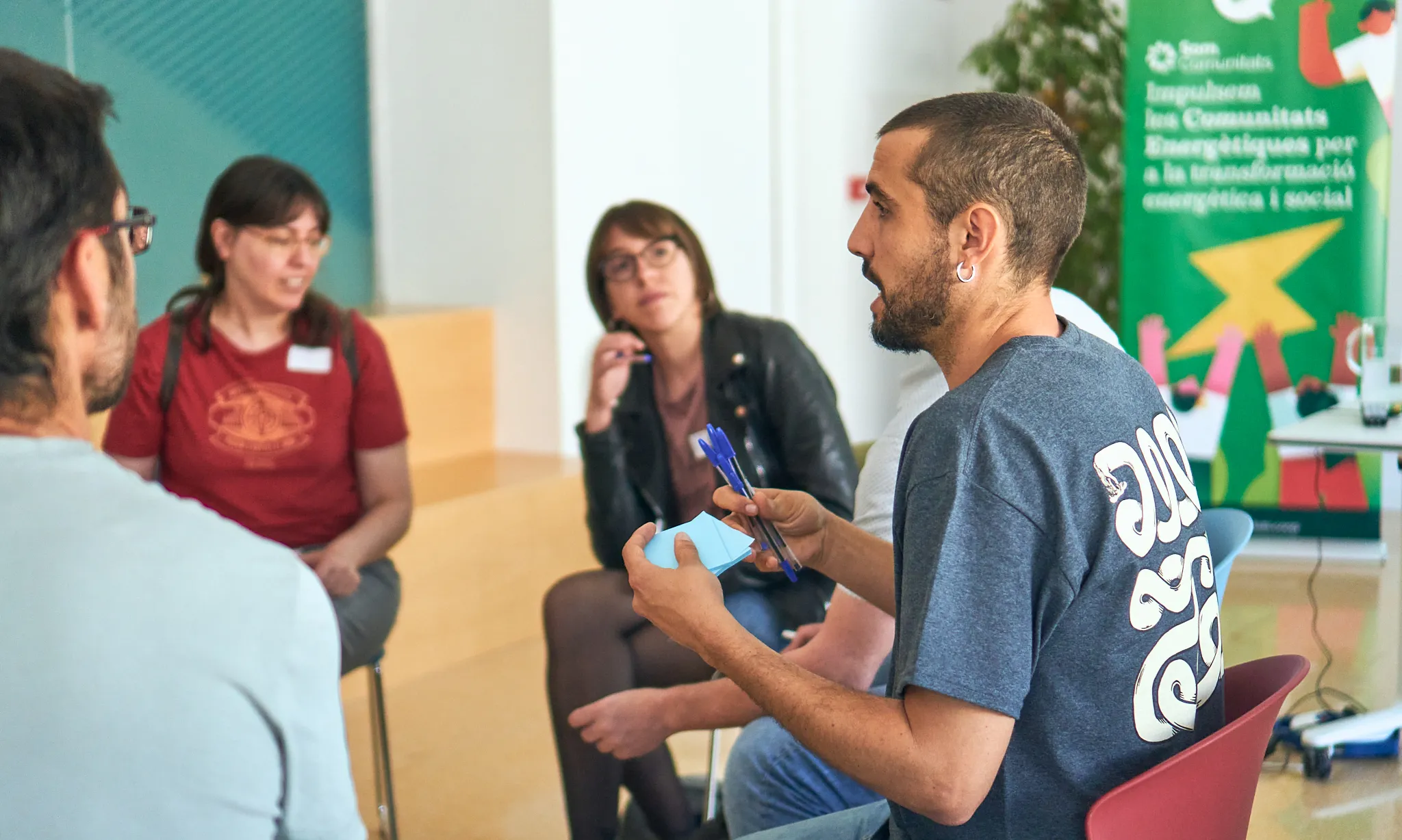 Som Comunitats ha acompanyat els processos de creació i creixement de nombroses comunitats energètiques.