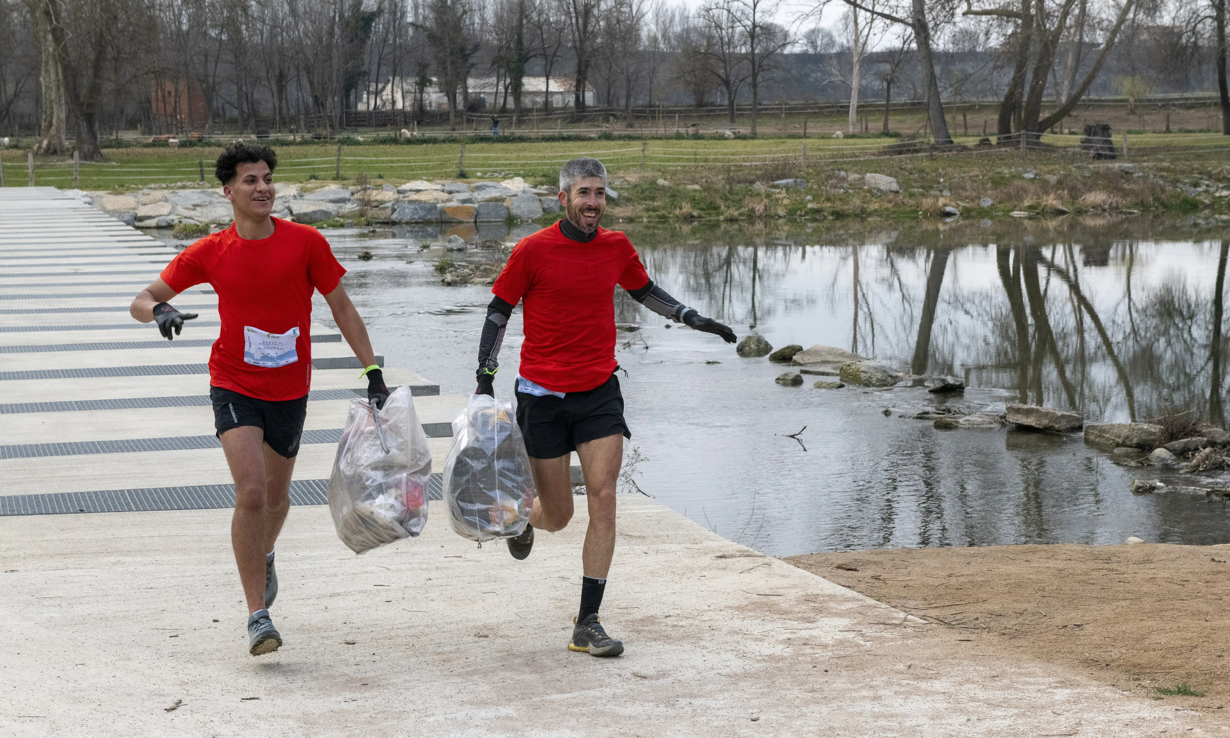 La participació en la cursa per la natura és en equip, que pot ser de 2 a 12 persones
